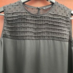 Pretty and classy Black Zara top XL